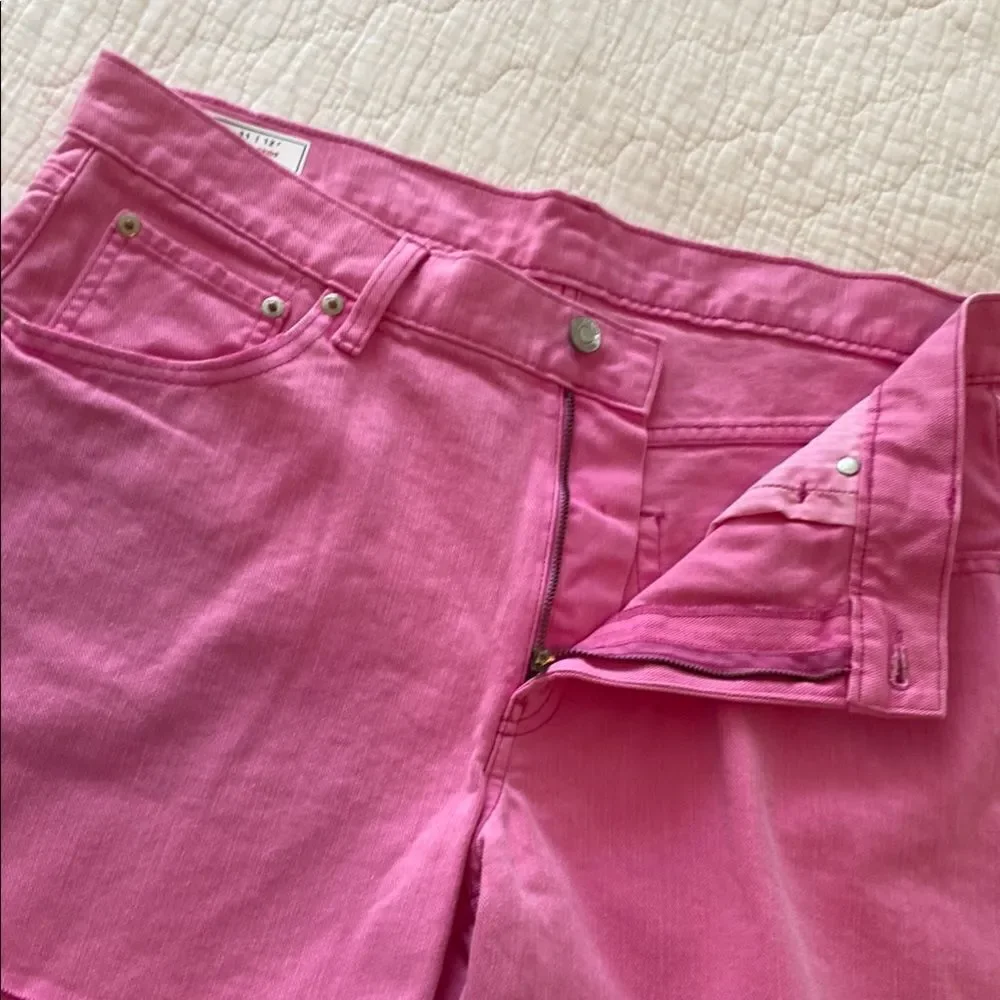 NEW GAP BUBBLEGUM PINK LOW STRIDE JEAN SHORTS 12T/31